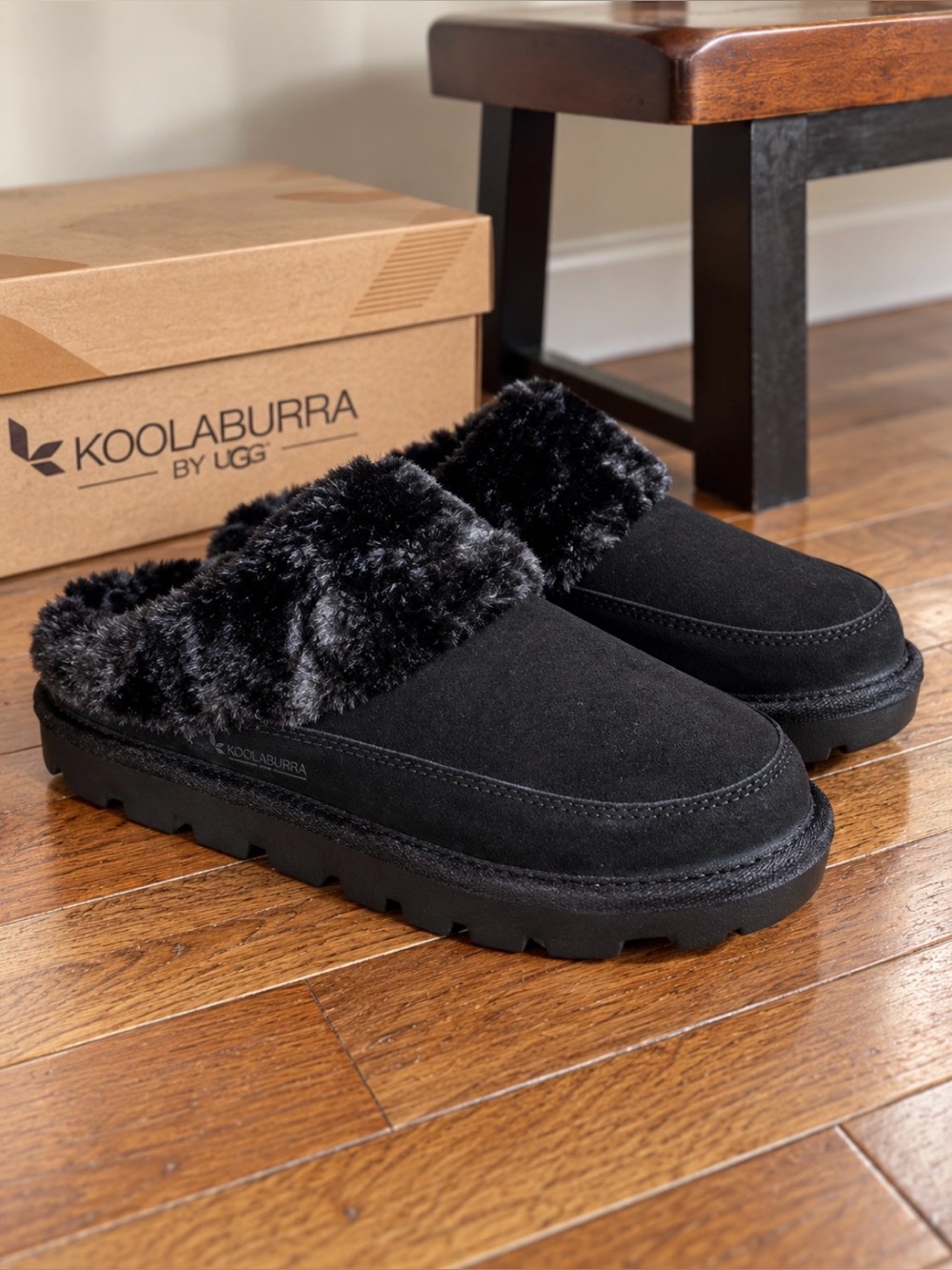 Koolaburra by UGG Women’s “Tizzey” Black Suede Platform Slippers Size 10 NIB
